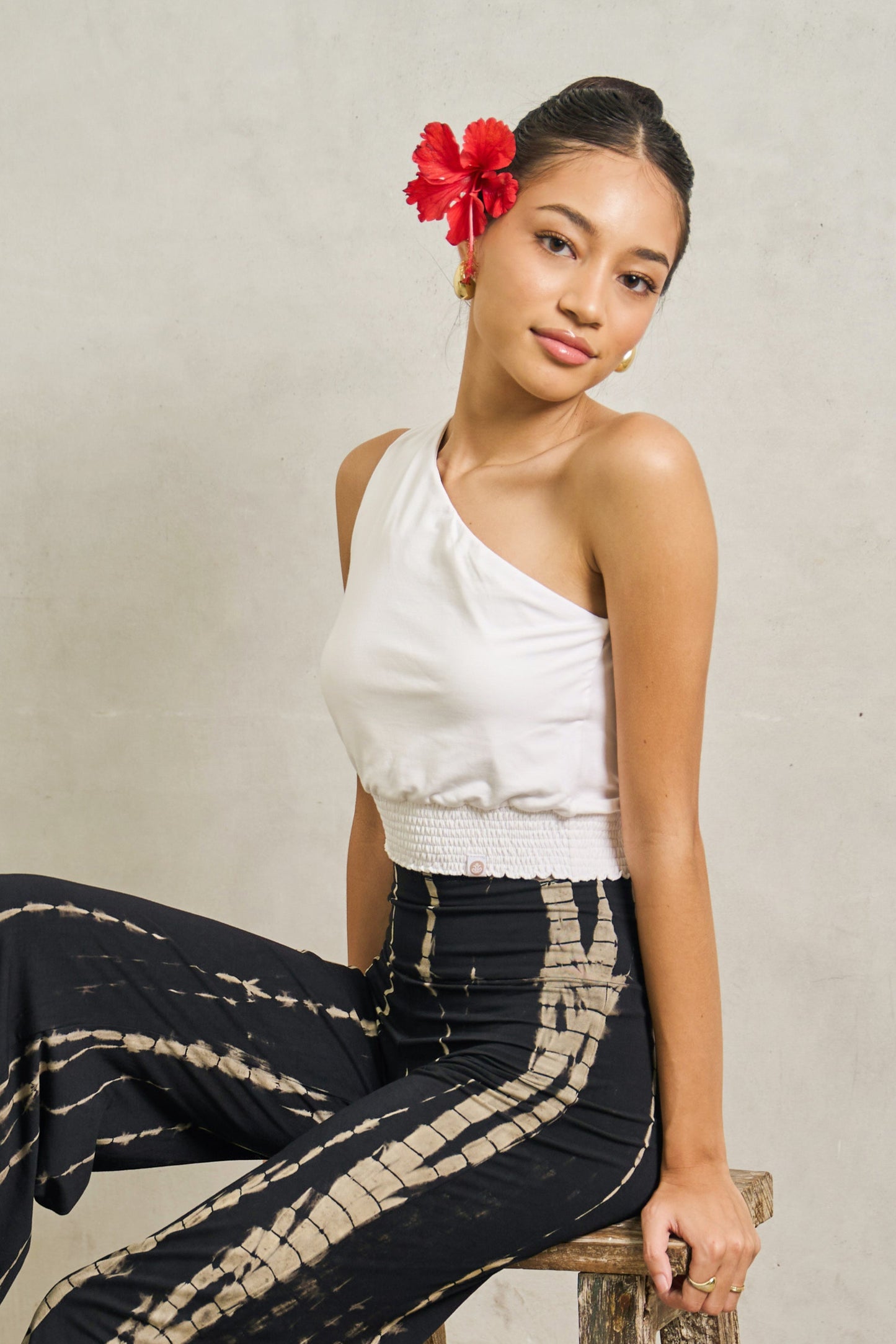 (Premium Modal) Dhyana Off-shoulder Top - White