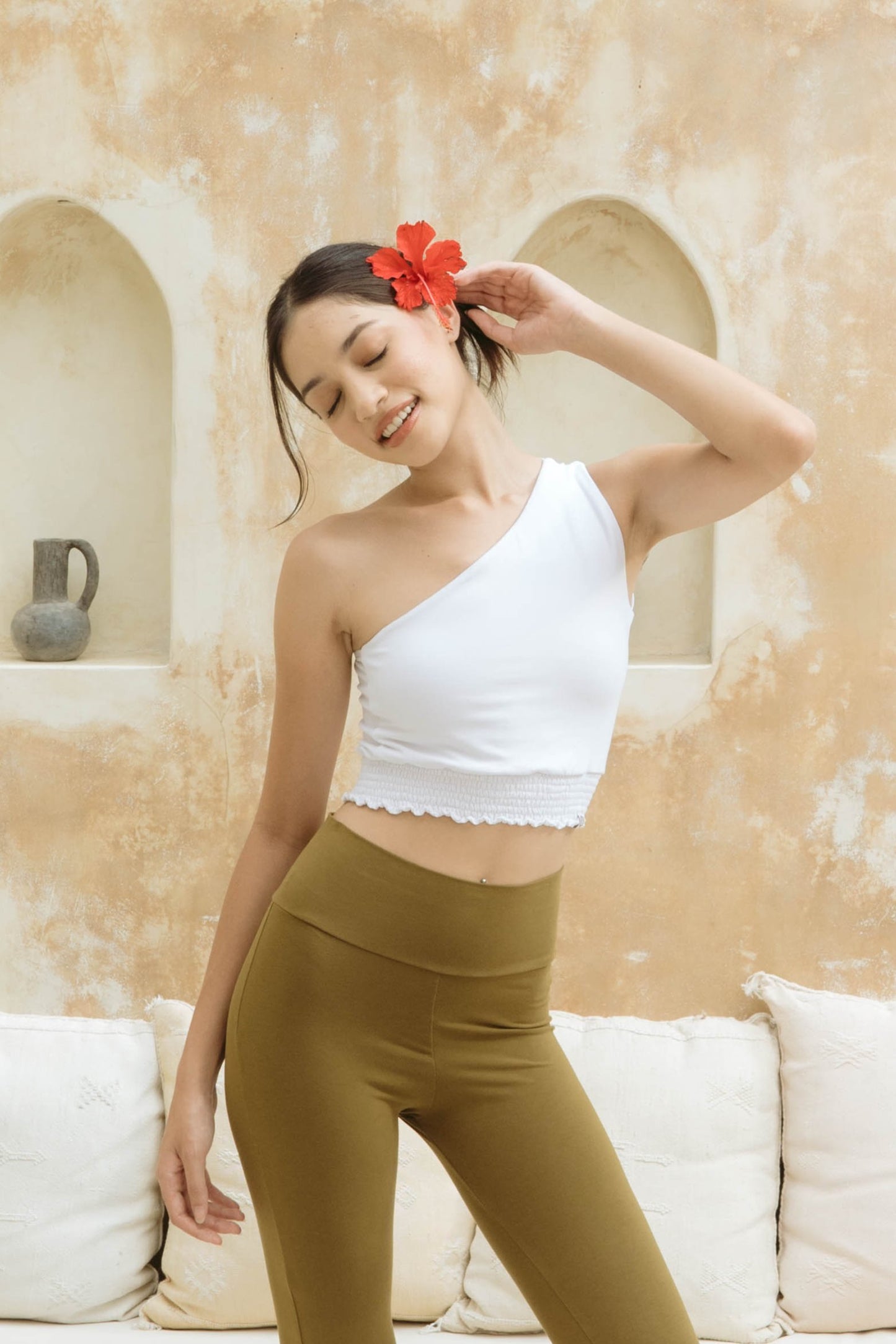 Dhyana Off-shoulder Top - White