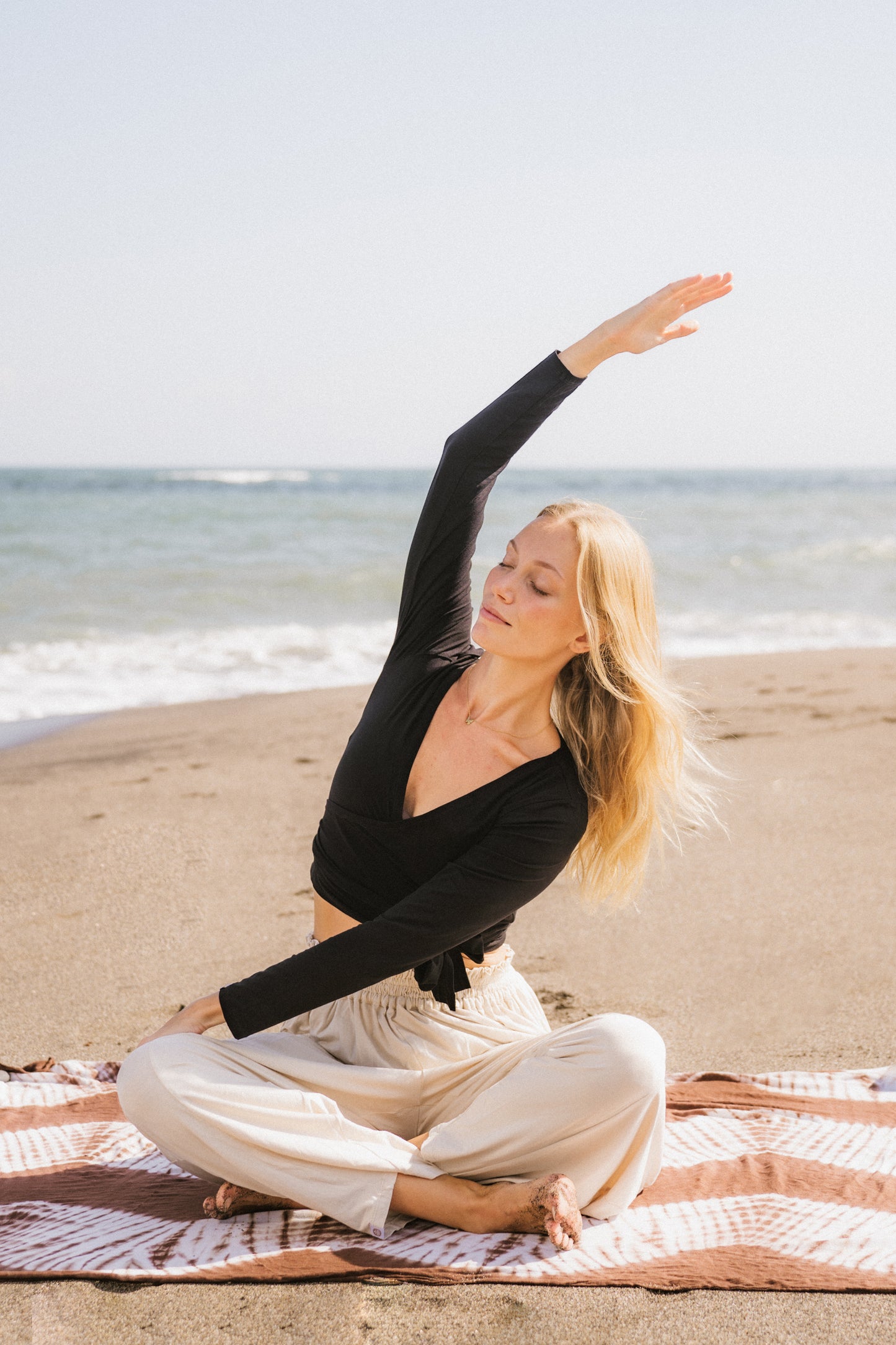 Sara Wrap Cardigan - Black