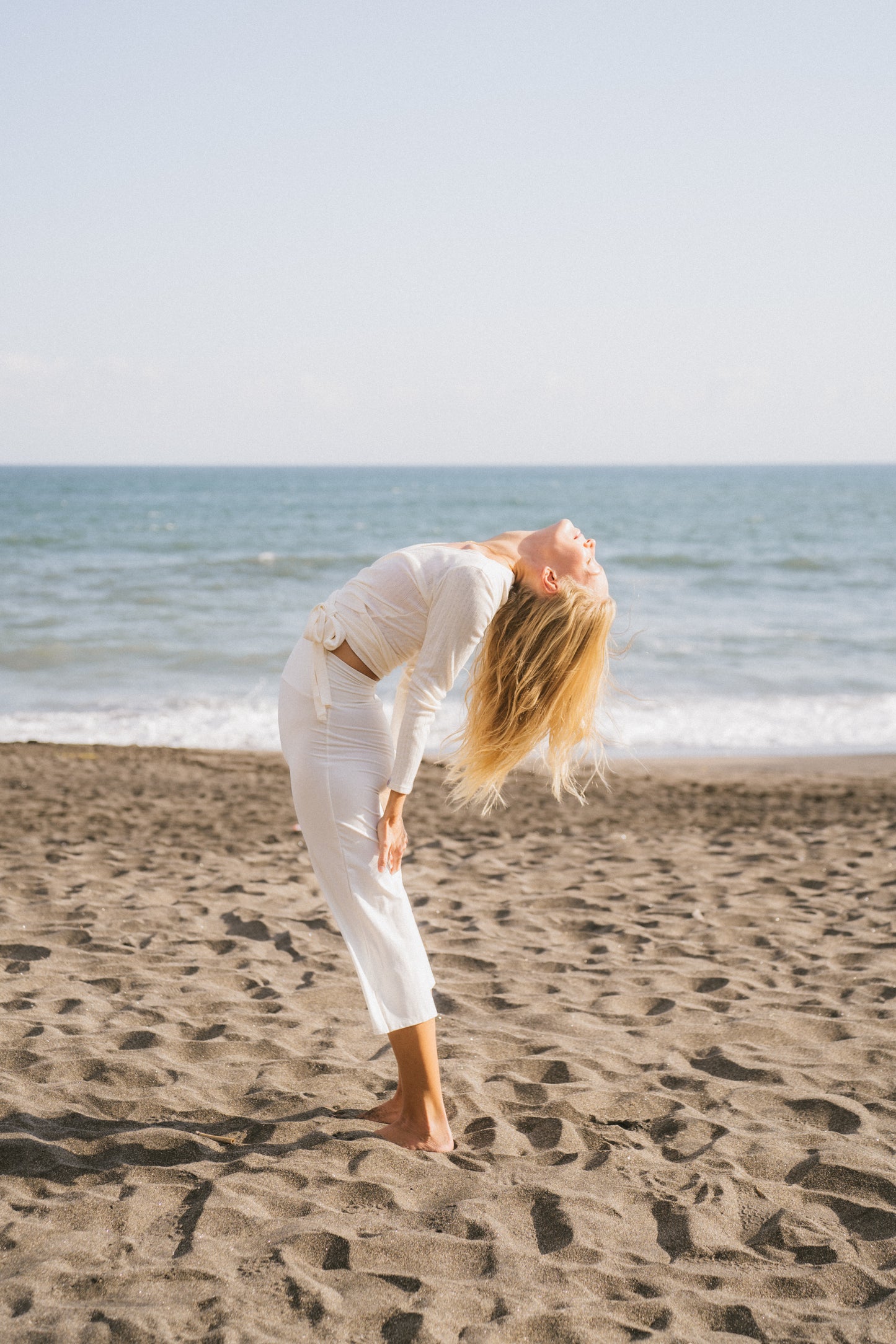 Bhumi Bamboo Capri Pants - White
