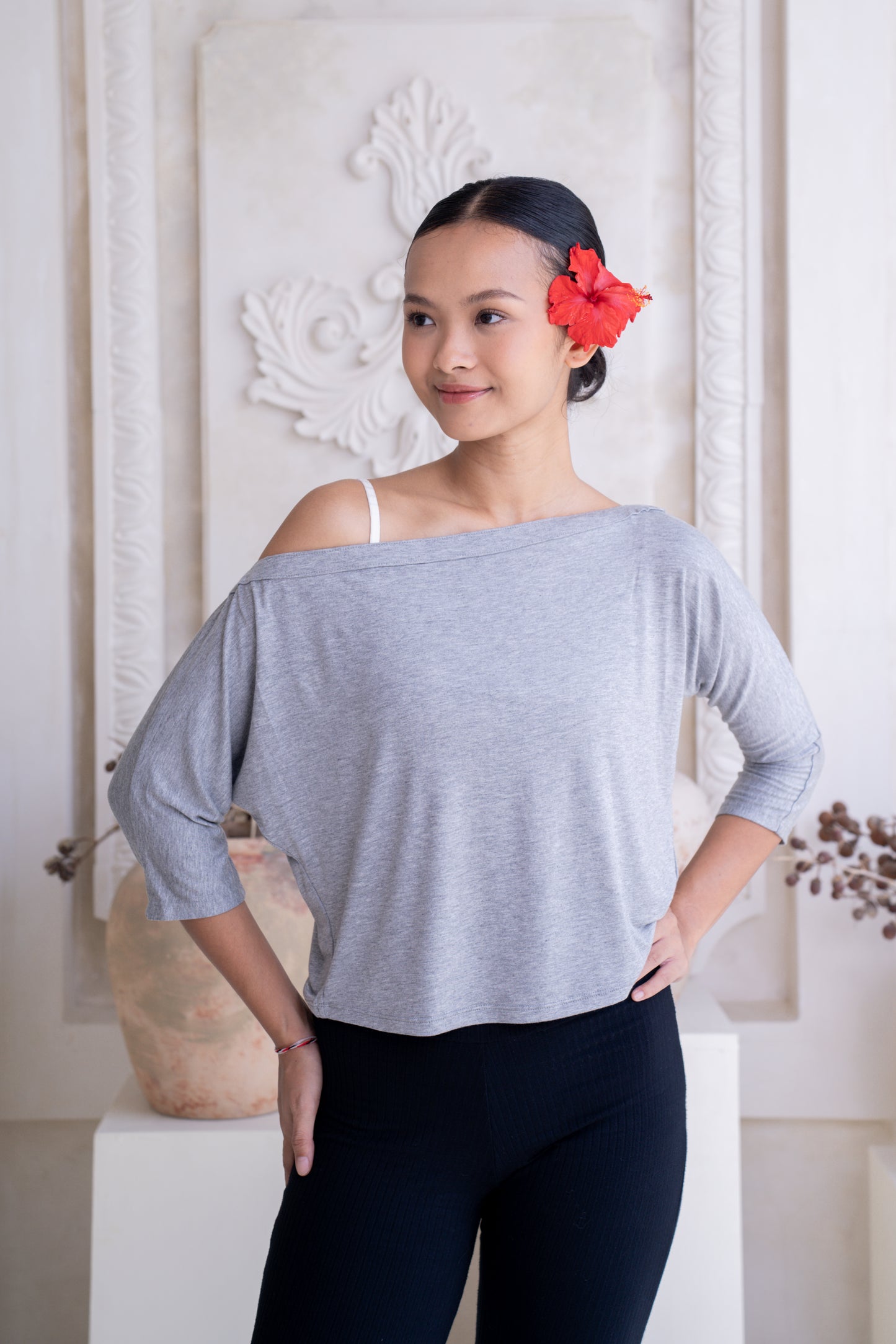 Nadi Off-Shoulder Drape - Fog