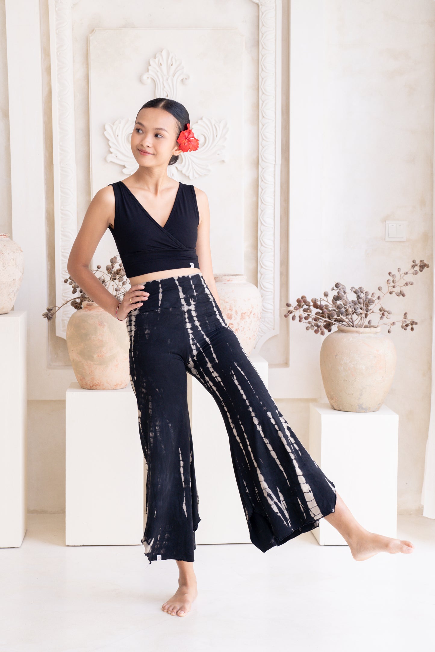 Chandra Flare Pants - Tie-dye Black