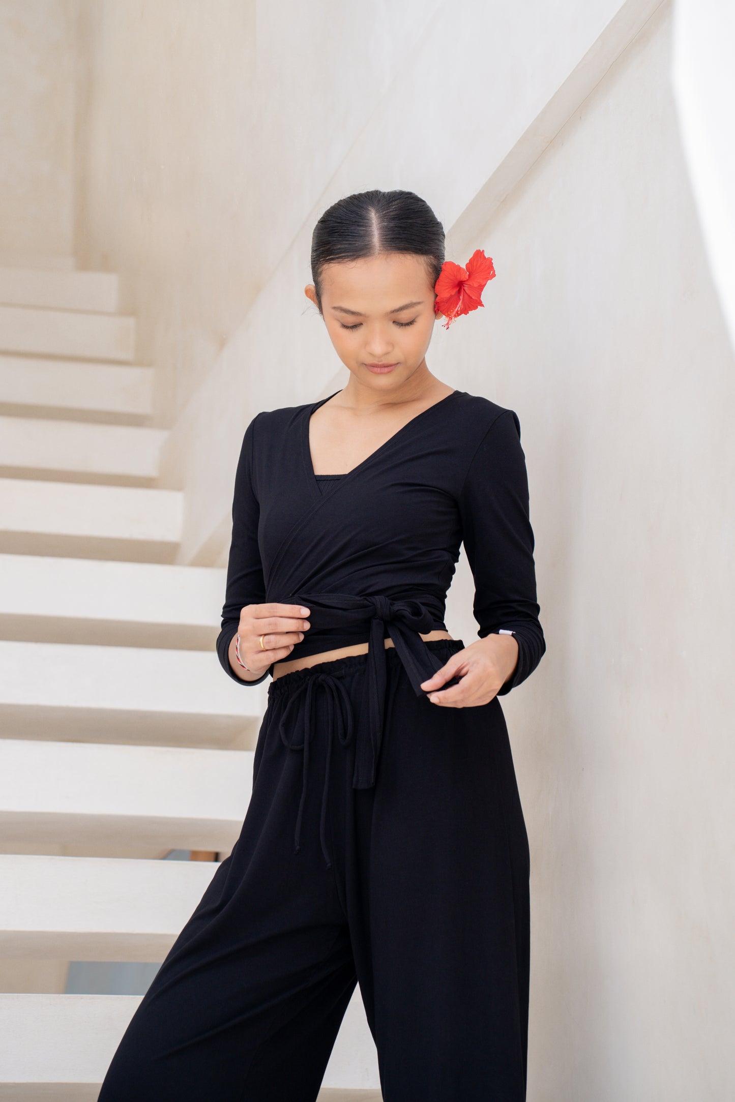 Sara Wrap Cardigan - Black