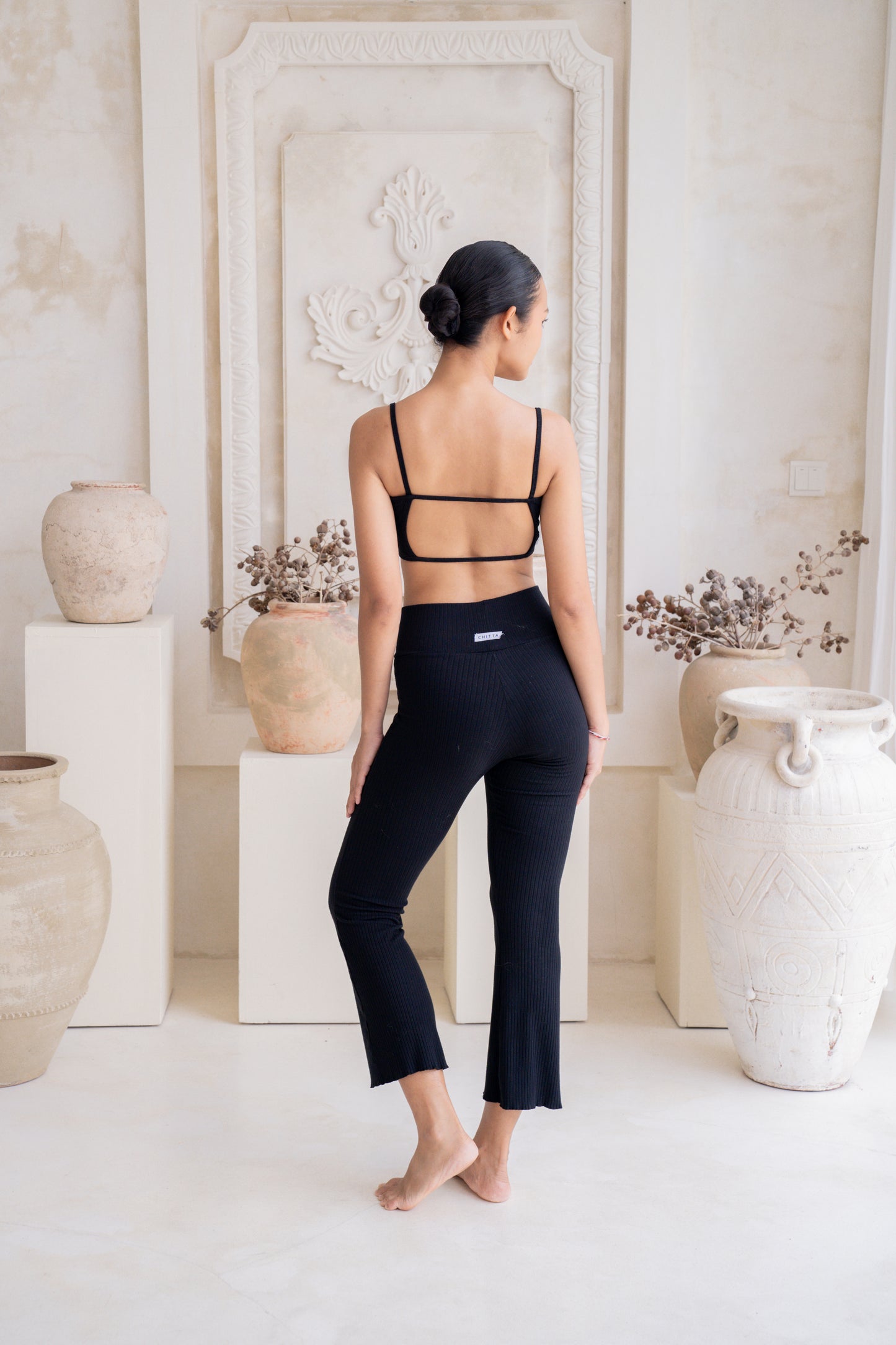 Sadhana Ribbed Flare Pants - Noir