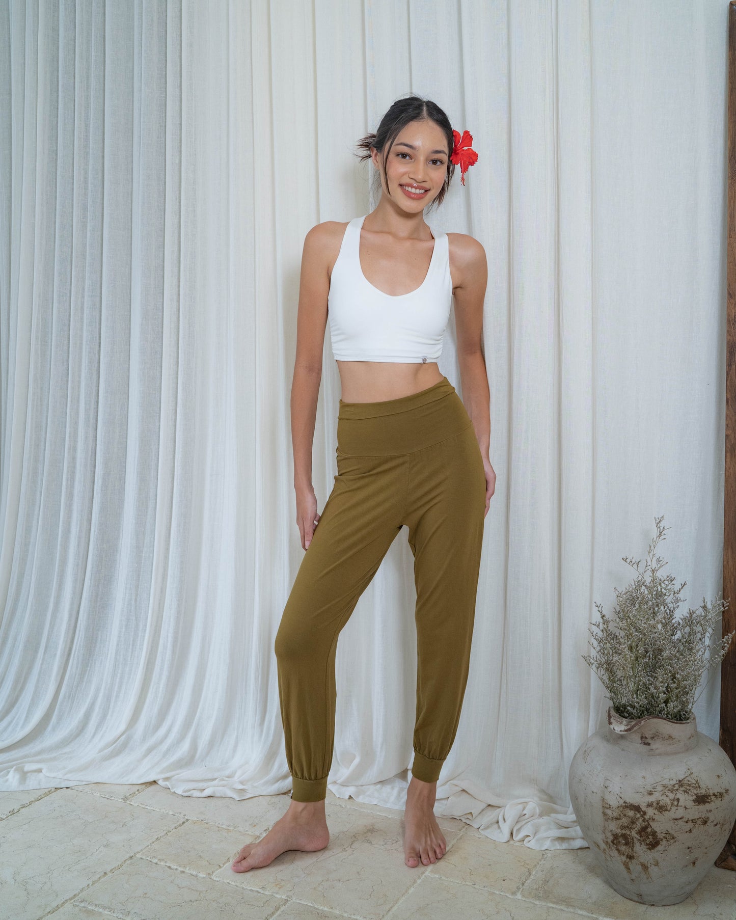 Asana Slim Jogger Pants - Olive