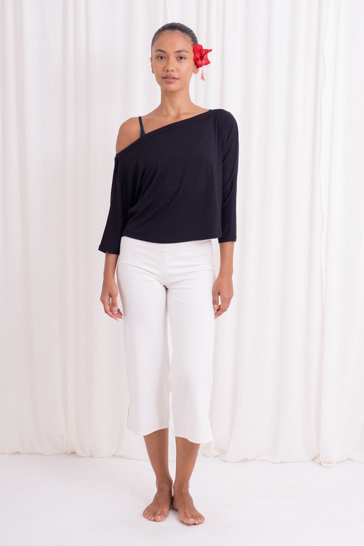 Bhumi Bamboo Capri Pants - White
