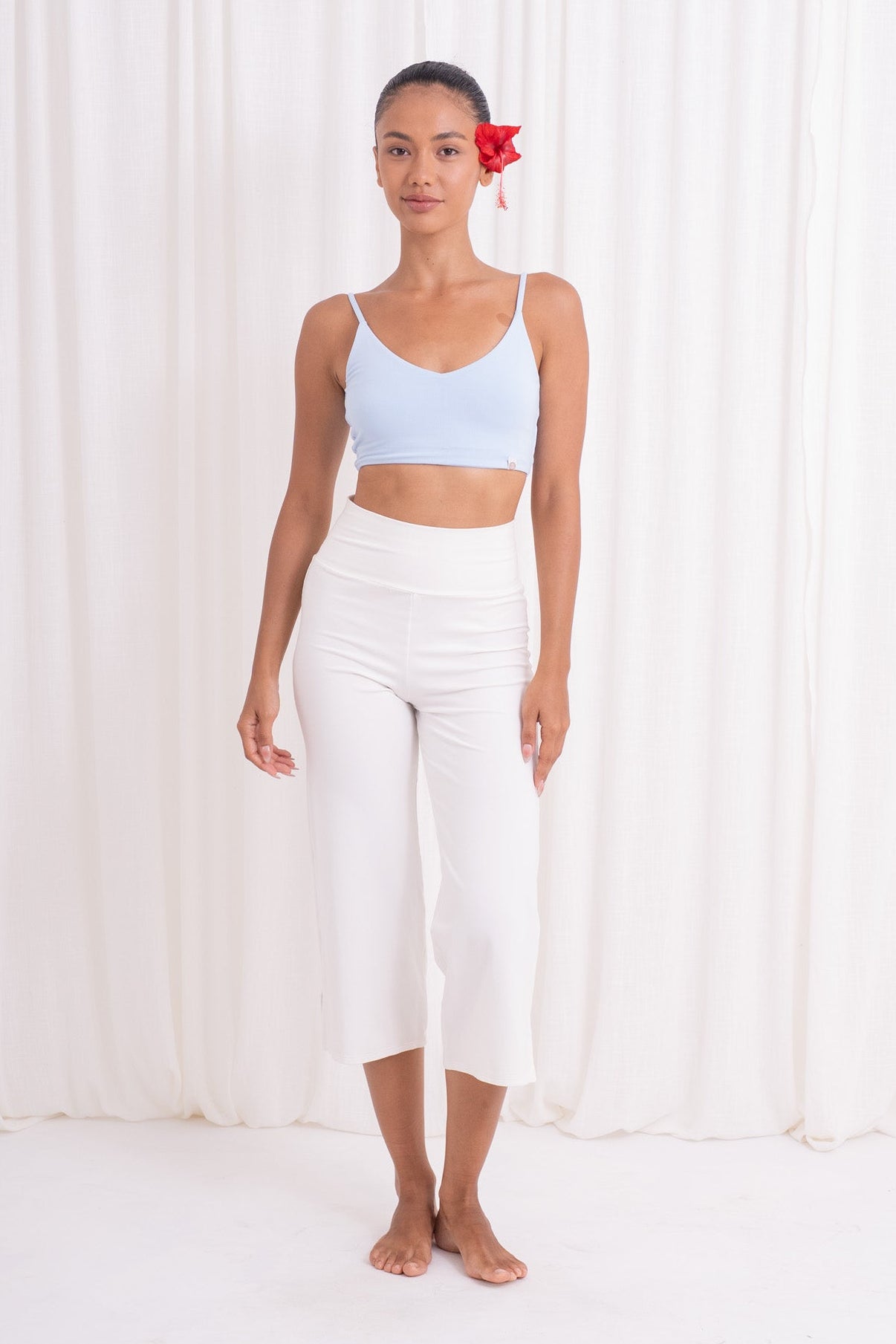 Bhumi Bamboo Capri Pants - White