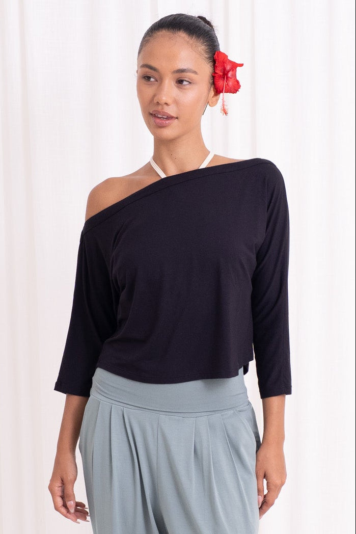 Nadi Off-Shoulder Drape - Black