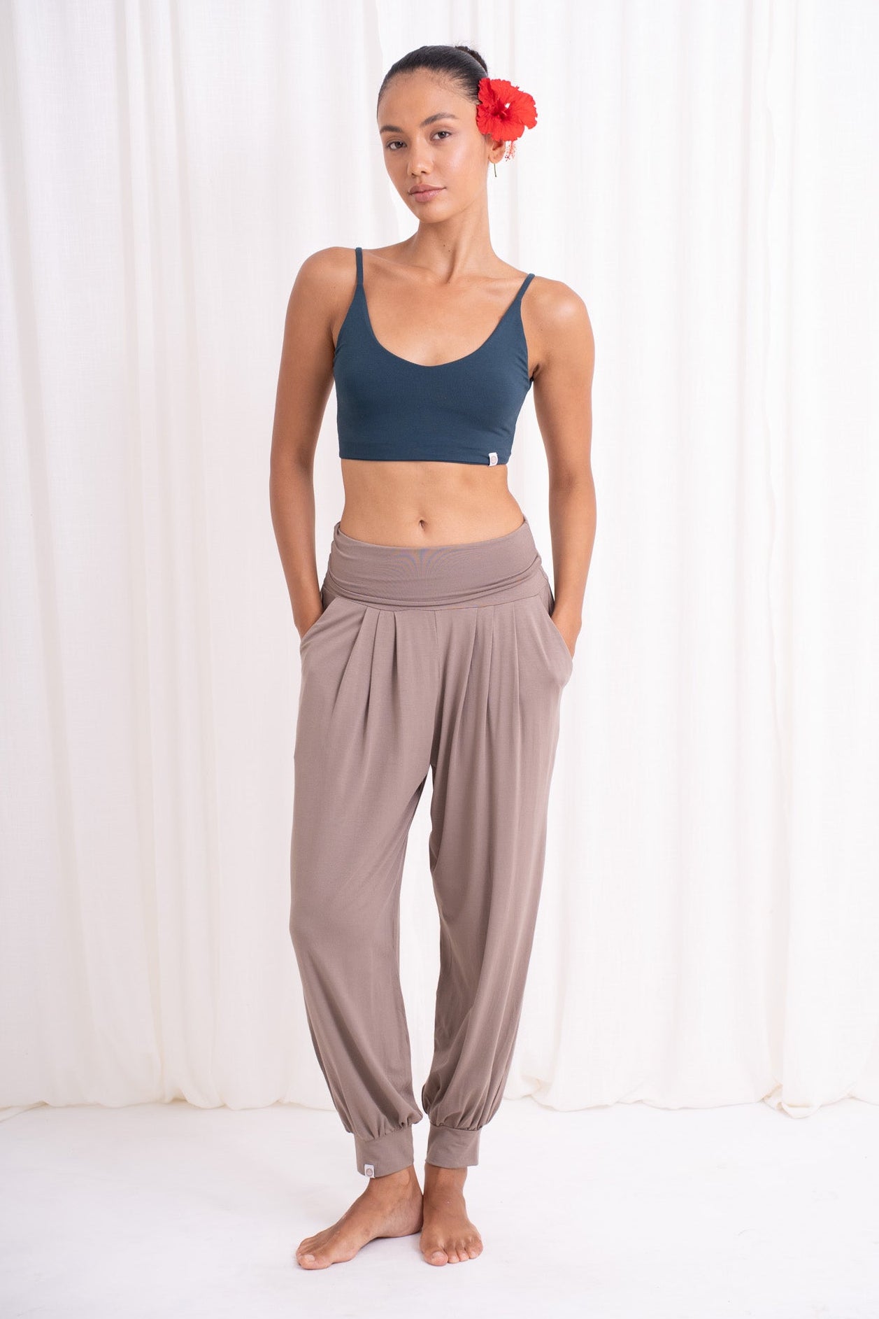 Hatha Aladdin Pants - Sable