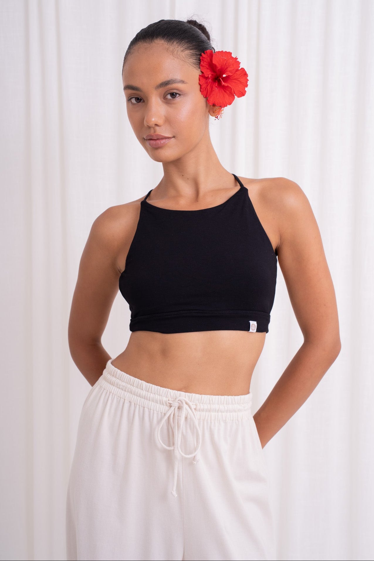 Ananda Cross Back Top - Black