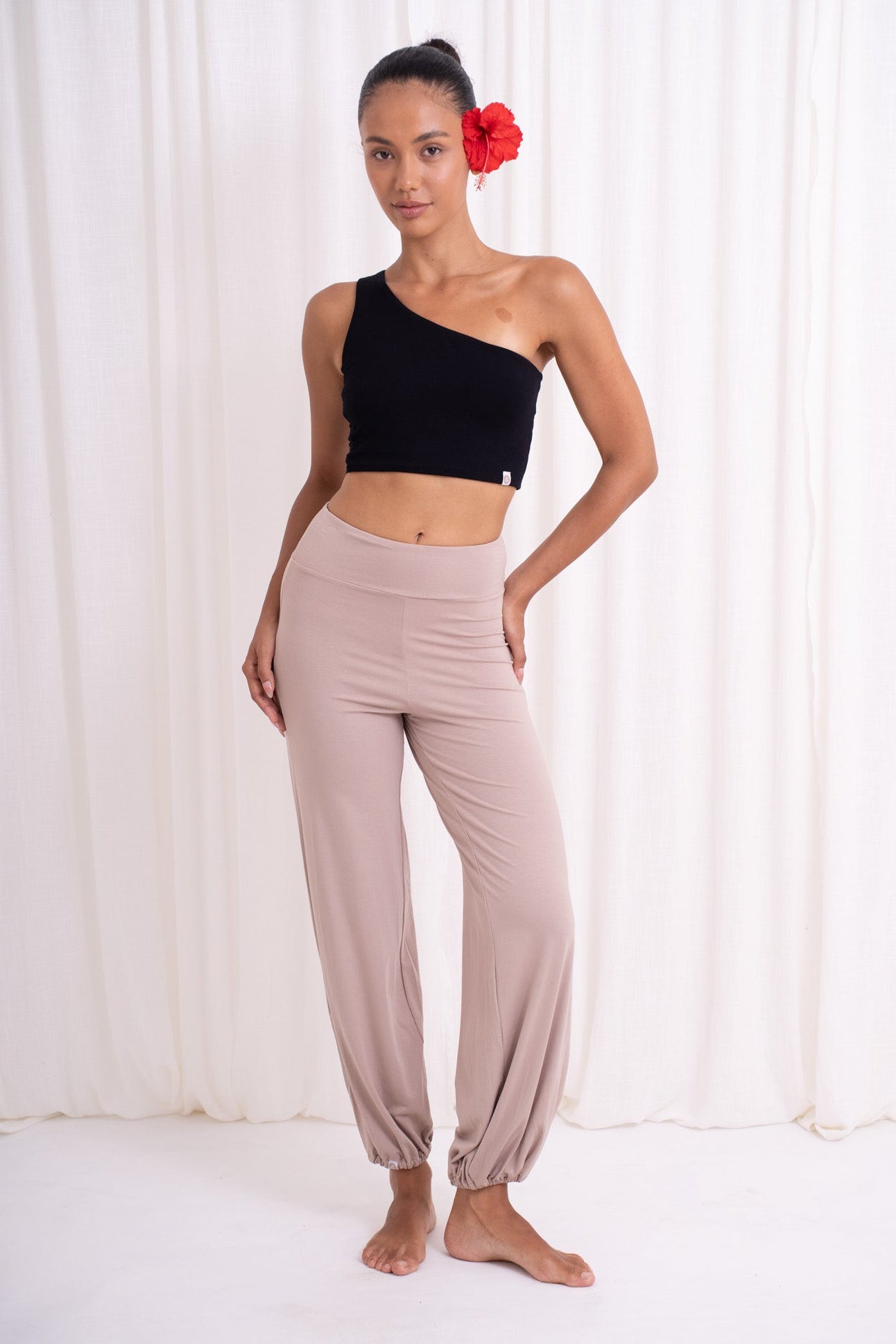 Sita Jogger Pants with Slit - Sand