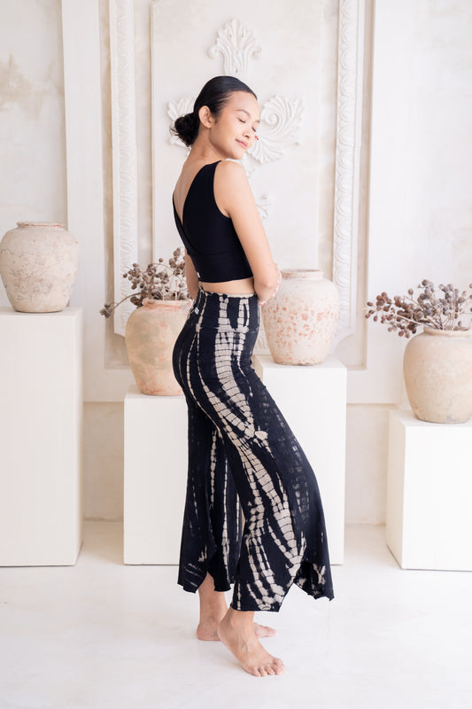 Chandra Flare Pants - Tie-dye Black