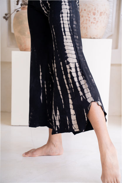 Chandra Flare Pants - Tie-dye Black