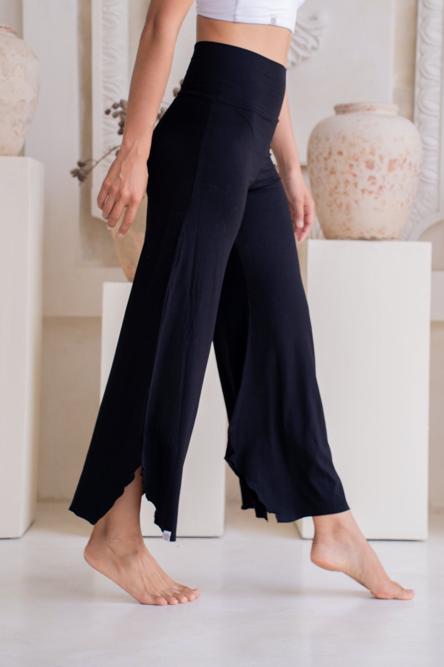Chandra Flare Pants - Black
