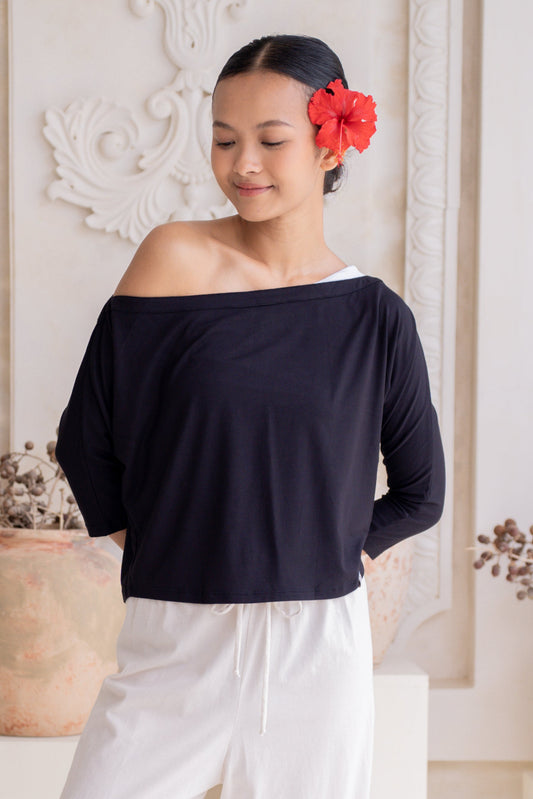 Nadi Off-Shoulder Drape - Black