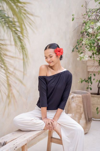 Nadi Off-Shoulder Drape - Black