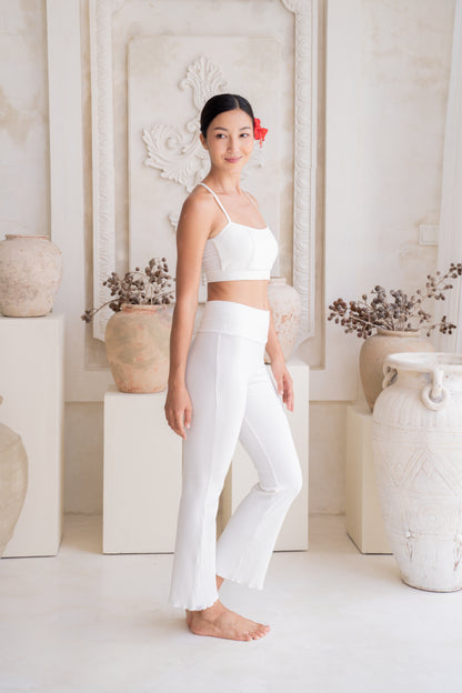 Sadhana Ribbed Flare Pants - Crème