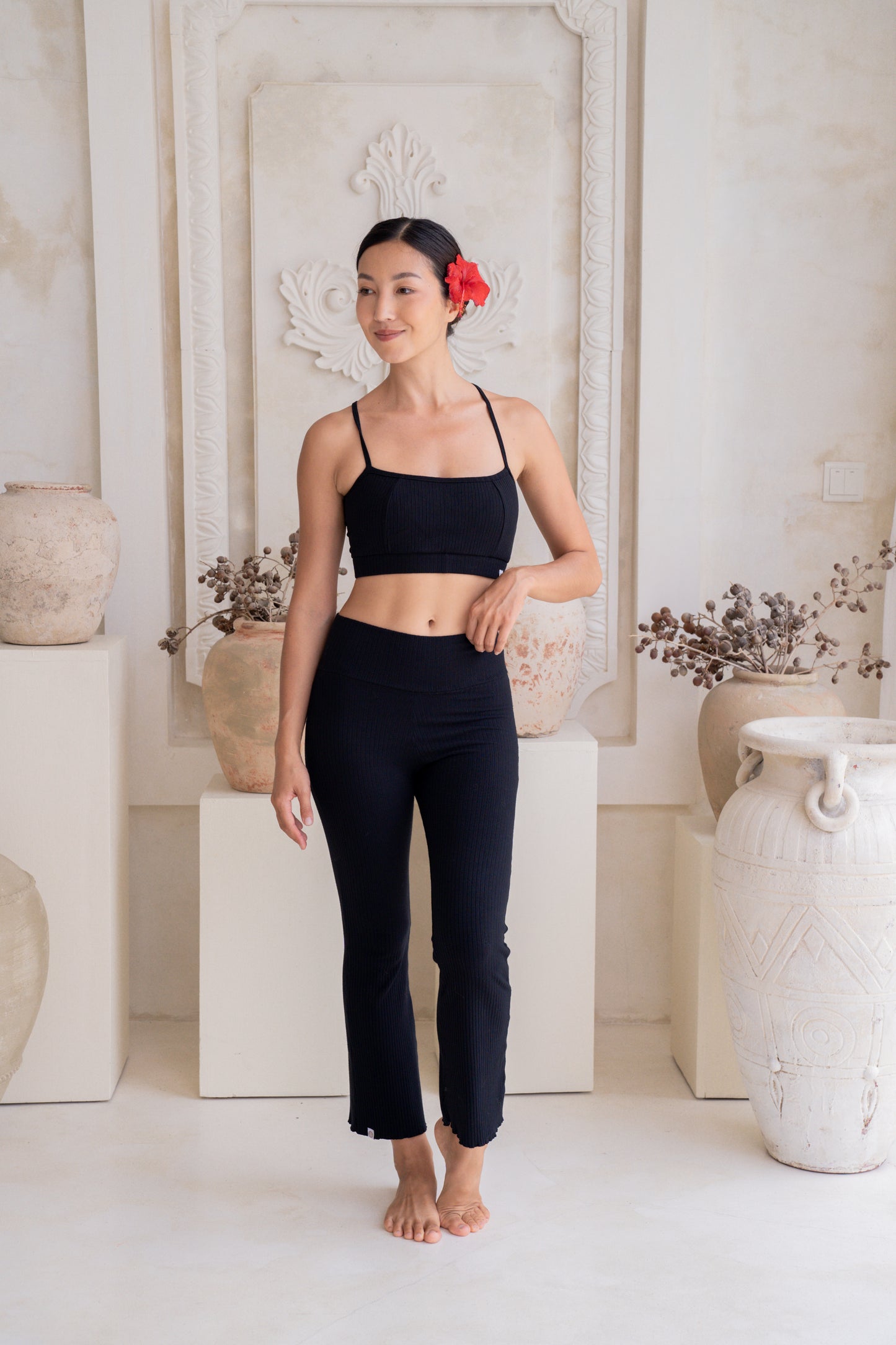 Sadhana Ribbed Flare Pants - Noir