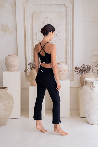 Sadhana Ribbed Flare Pants - Noir